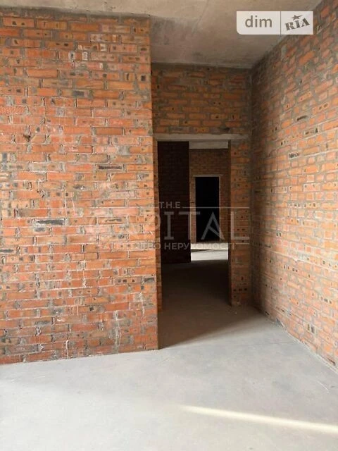 Продаж 3к квартири 127 кв. м на пров. Берестейський 42 • ID