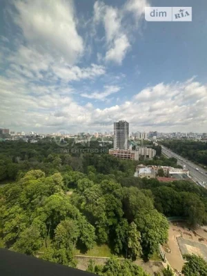 Продаж 3к квартири 127 кв. м на пров. Берестейський 42 • ID