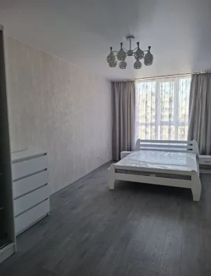 Продам 1 кімнатну квартиру в новобудові
