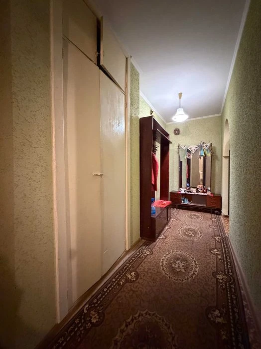 Продаж 1 кім. квартири по вул. Пасічна (біля парку) БЕЗ комі