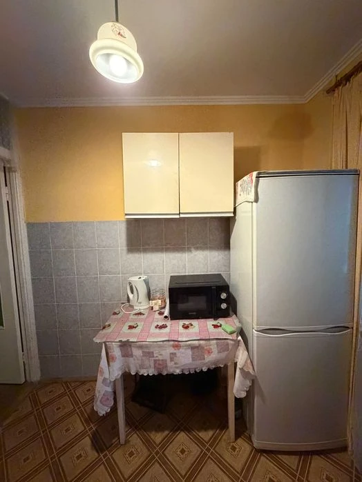 Продаж 1 кім. квартири по вул. Пасічна (біля парку) БЕЗ комі