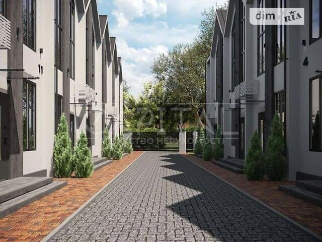 Продаж 3 поверхового будинку з ділянкою на 0.5 соток, 89 кв.