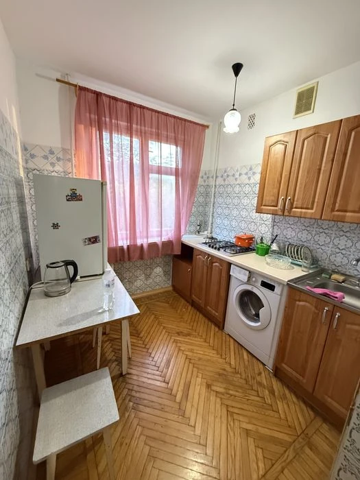 Продам 1-кімнатну квартиру | Будинок ОСББ