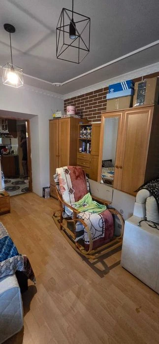 Продам крепкий дом на Ленпоселке.