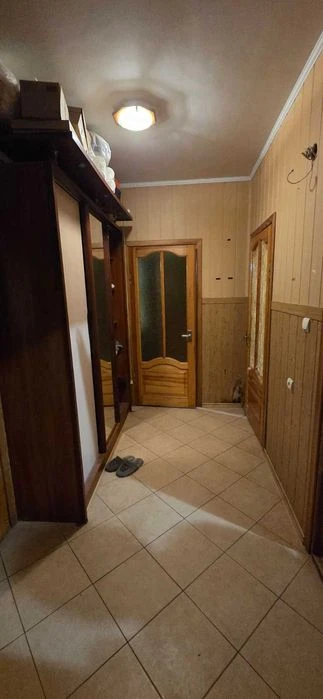 Продам крепкий дом на Ленпоселке.