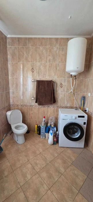 Продам крепкий дом на Ленпоселке.