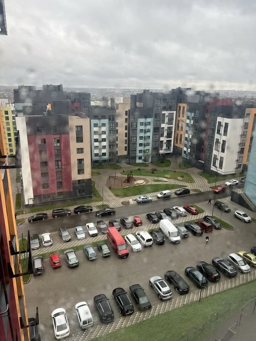 Продам 1- квартиру «на Щасливому» вул. Студенська 24 від вла