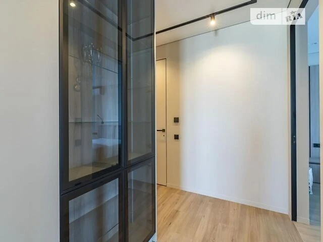 Продаж 3к квартири 71 кв. м на пров. Ужгородський • ID 34796