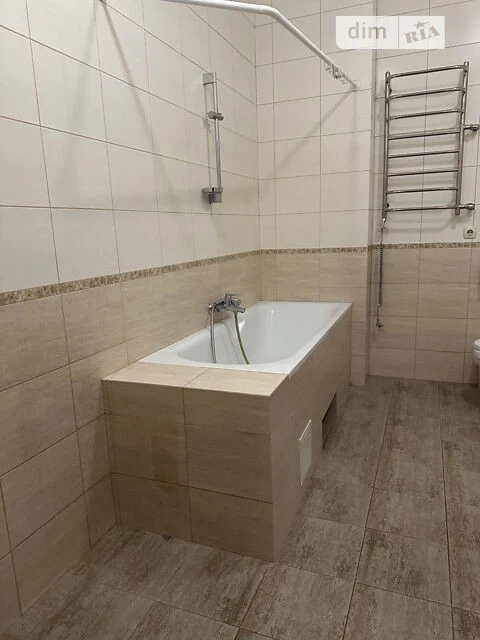 Sale of 1-room apartment 56.7 sq. m. on Mykola Mikhnovsky Blvd. 14