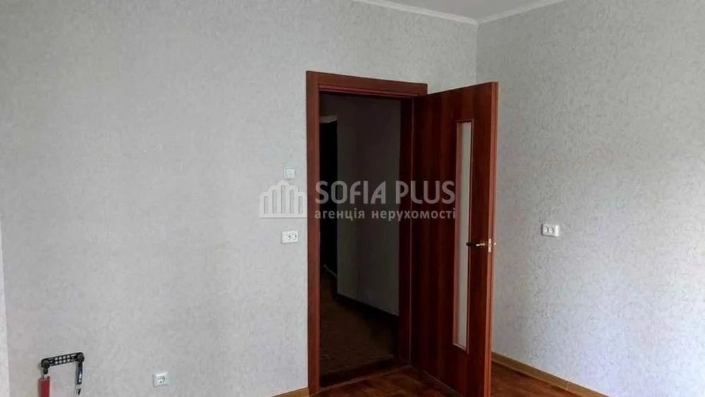 Срочно, без комісії! 1к, Коноплянська вул. 22, новий дім, не