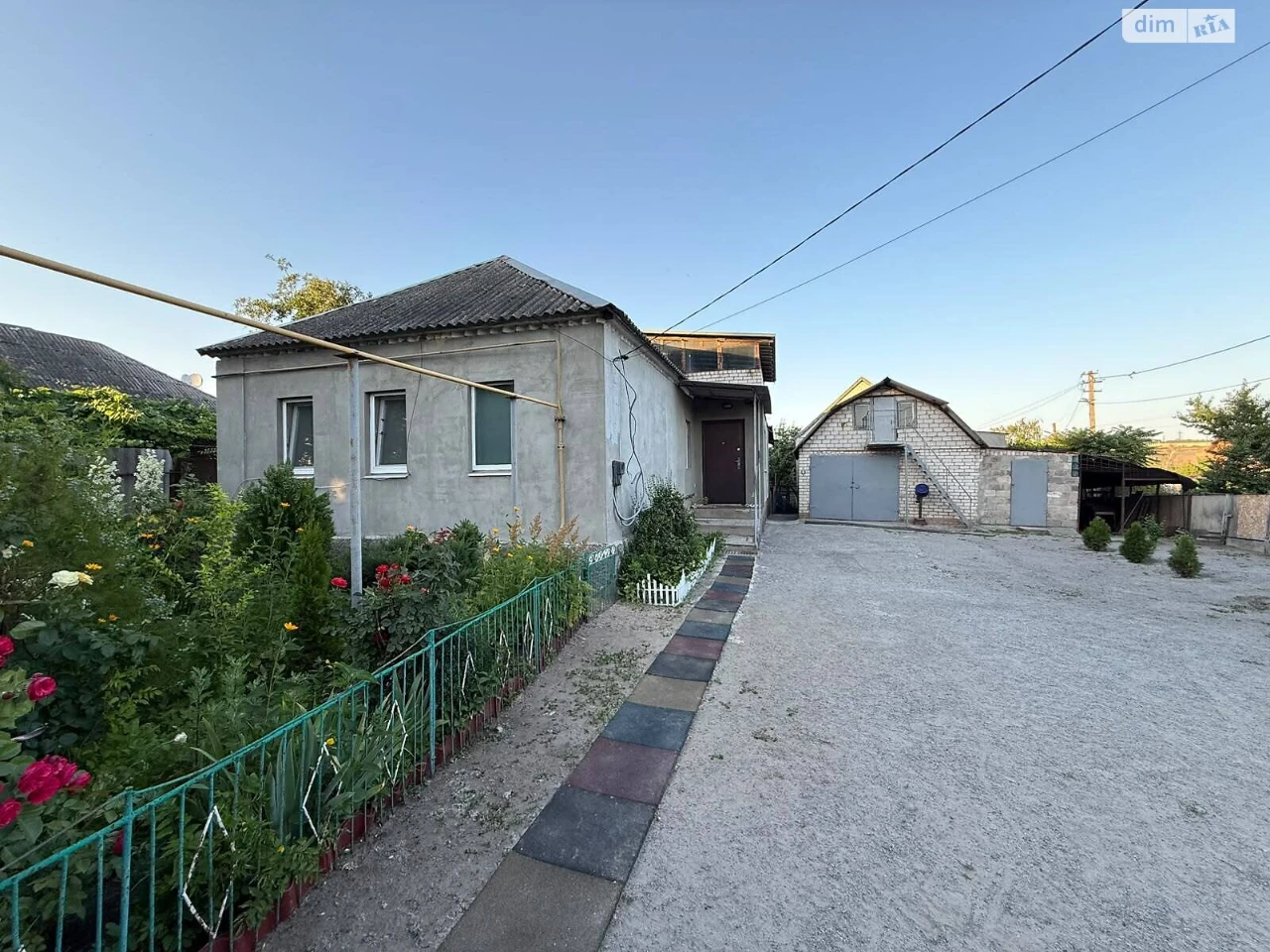 Продаж Дім