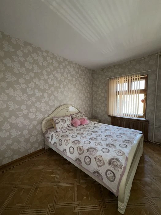 Простора 3-х кімн. квартира в Центрі в будинку 2000-х років