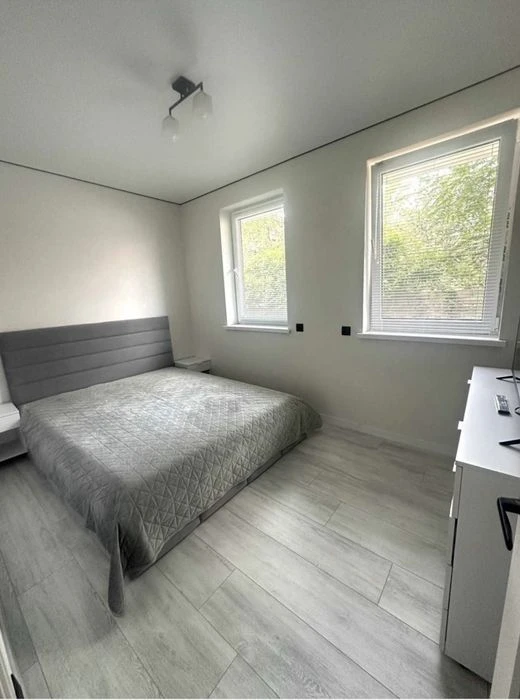 Продаж 1 к квартири з меблями і технікою/33м2