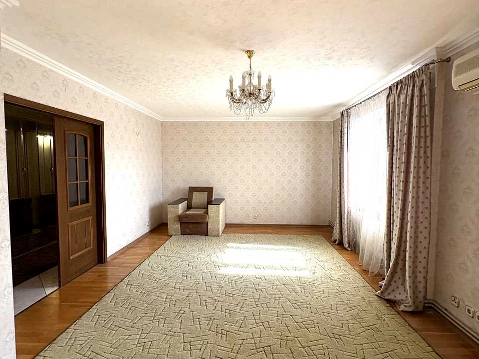 Квартира. Миколаїв, Марка Кропивницького вул. (Потьомкінська