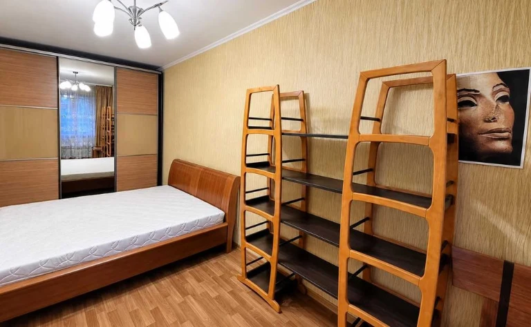 Продам Срочно‼️ 3х комн квартиру на Новых домах Метро Дворец