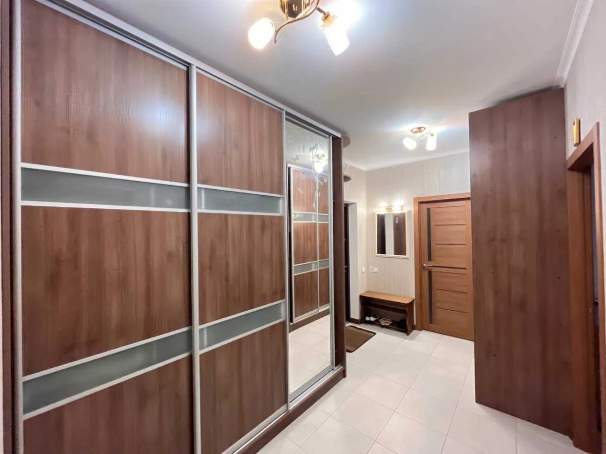 Аренда 2-комнатной квартиры 62 м², Ревуцкого ул., 40В