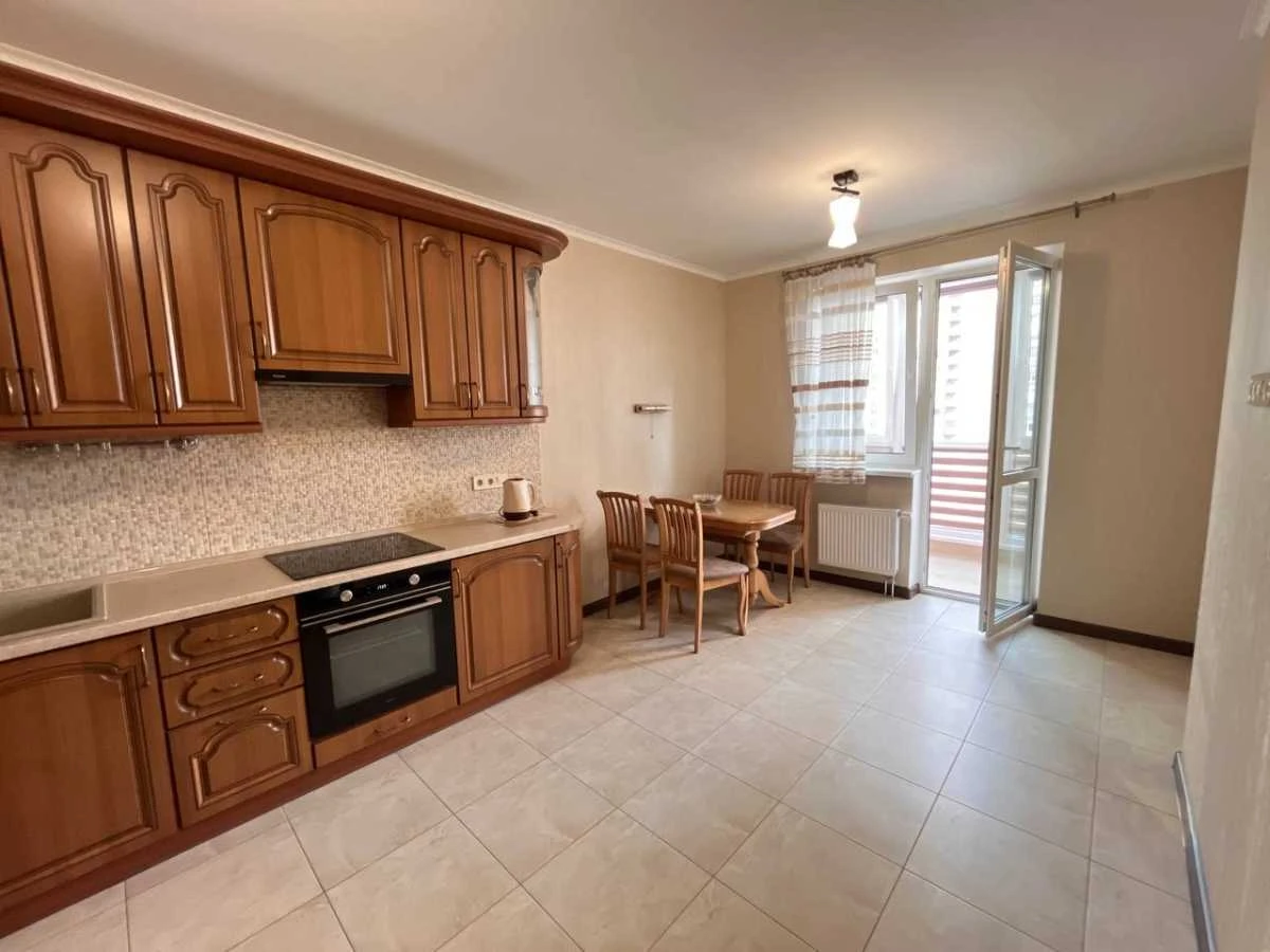 Аренда 2-комнатной квартиры 62 м², Ревуцкого ул., 40В