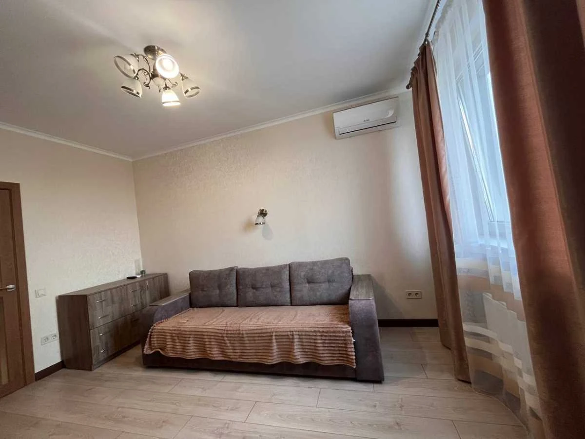 Аренда 2-комнатной квартиры 62 м², Ревуцкого ул., 40В