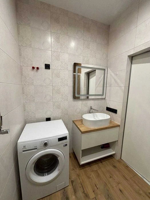 Продаж  1 кімн кварт Стрийська Park Tower