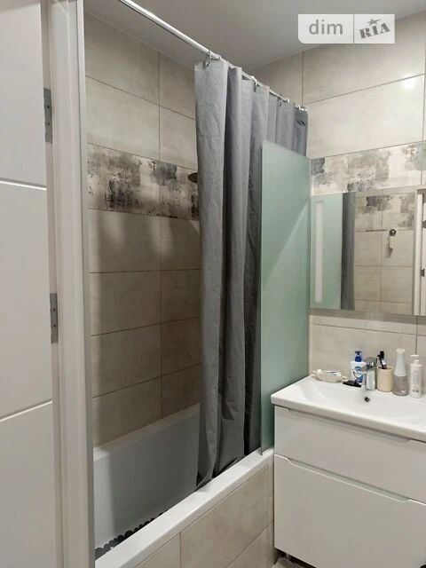 Продаж 1к квартири 47 кв. м на вул. Радистів 40 • ID 3479402