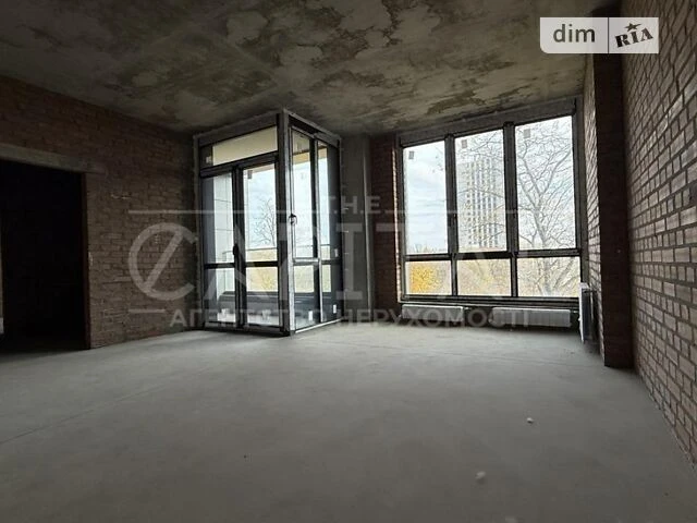 Продаж 3к квартири 83 кв. м на пров. Берестейський 42 • ID 3