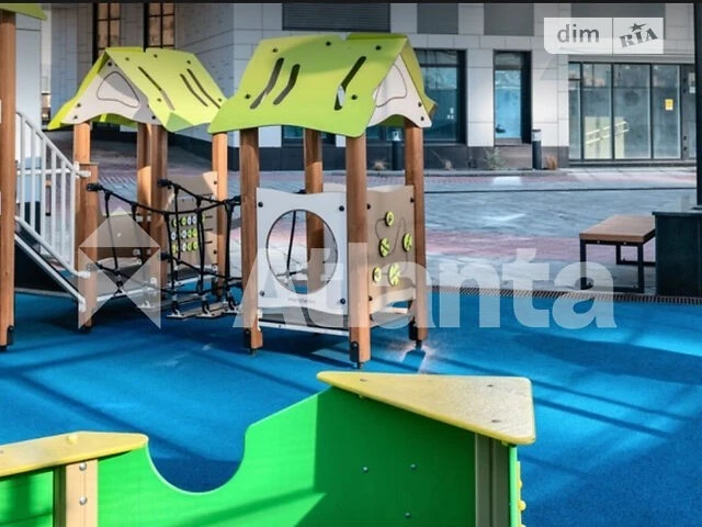 Продаж 1к квартири 52.5 кв. м на просп. Берестейський 111 •