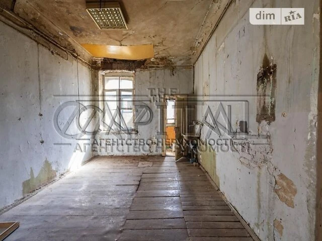 Продаж 3к квартири 143 кв. м на пров. Берестейський 37-З • I