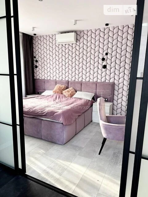 Продаж 4к квартири 125 кв. м на пров. Берестейський 26 • ID