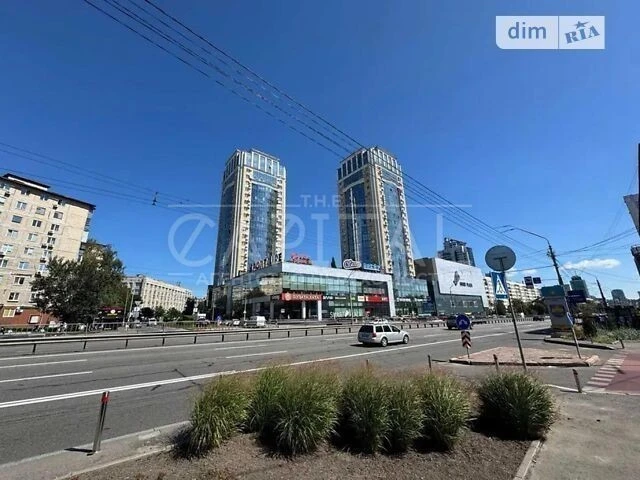 Продаж 4к квартири 125 кв. м на пров. Берестейський 26 • ID