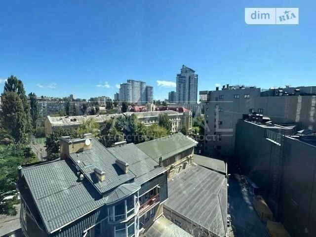 Продаж 4к квартири 125 кв. м на пров. Берестейський 26 • ID