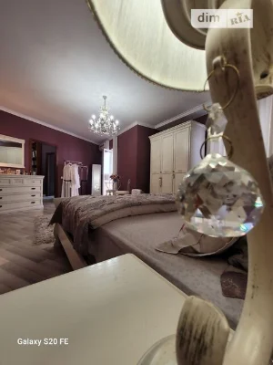 Продаж 3к квартири 170.3 кв. м на вул. Срібнокільська • ID 3