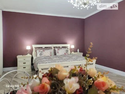 Продаж 3к квартири 170.3 кв. м на вул. Срібнокільська • ID 3