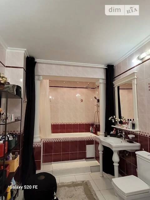 Продаж 3к квартири 170.3 кв. м на вул. Срібнокільська • ID 3