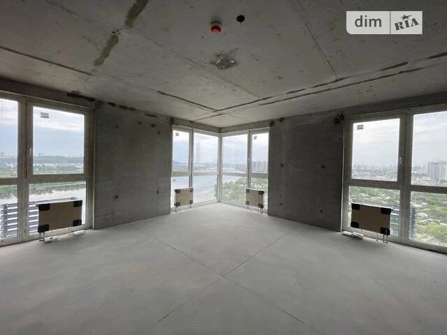 Продаж 3к квартири 124 кв. м на вул. Зарічна 9 • ID 28037503