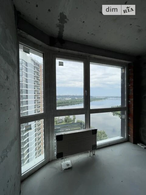 Продаж 3к квартири 124 кв. м на вул. Зарічна 9 • ID 28037503