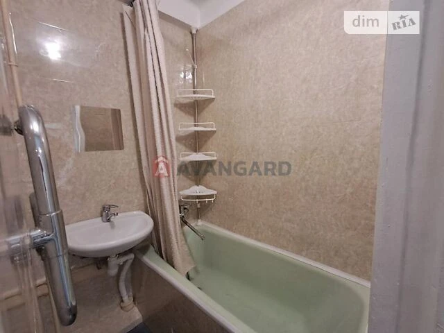 Продаж 2к квартири 52.5 кв. м на пров. Берестейський 25 • ID