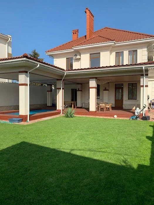 Продажа ДОМ ул. Сумская, 350м², 6 сот, Подвал