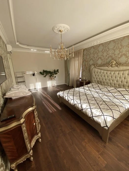 Продажа ДОМ ул. Сумская, 350м², 6 сот, Подвал