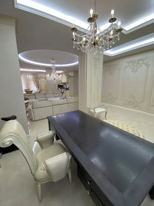Продажа ДОМ ул. Сумская, 350м², 6 сот, Подвал