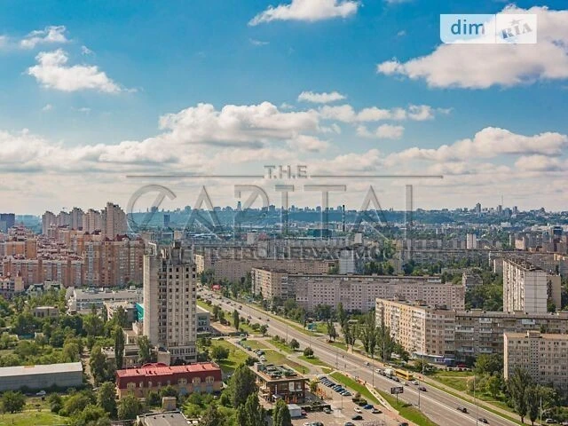 Продаж 4к квартири 173 кв. м на вул. пр-т Володимира Івасюка
