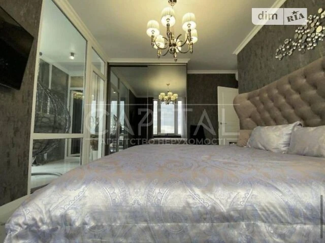Продаж 2к квартири 67 кв. м на наб. Дніпровська 20 • ID 3479