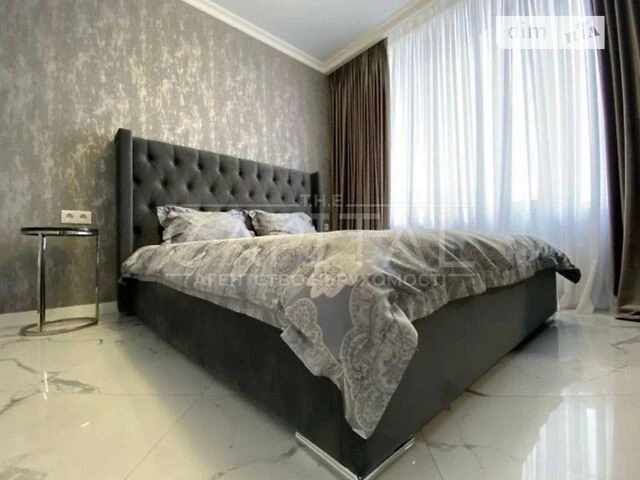 Продаж 2к квартири 67 кв. м на наб. Дніпровська 20 • ID 3479