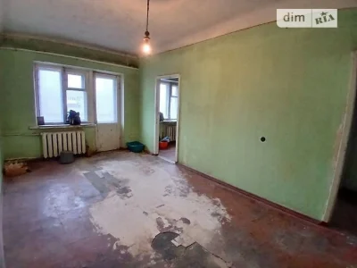 Продаж 3к квартири 57 кв. м на вул. Ялтинська 8/1 • ID 34790