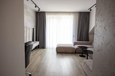 Продаж 2 к квартири з ремонтом 68 м2/Боздош