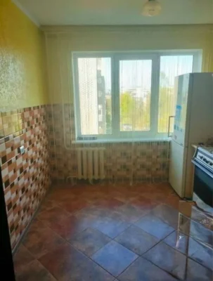 3-кімнатна квартира з ремонтом, меблями та технікою — вул. К