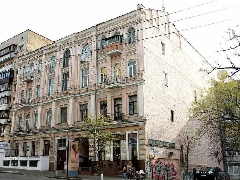 Центр, квартира 2х продается в царском доме, фасад, м. Униве