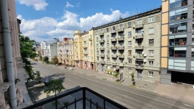 Центр, квартира 2х продается в царском доме, фасад, м. Униве