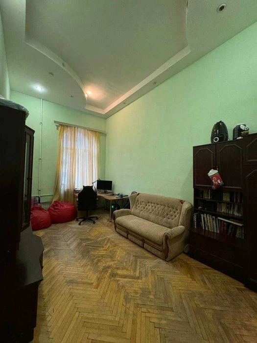 Центр, квартира 2х продается в царском доме, фасад, м. Униве
