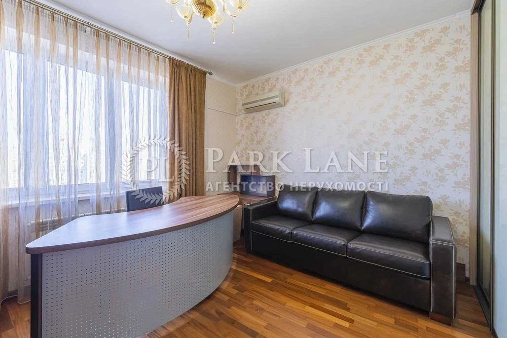 Apartment for sale 3-room apartment Urlivska, 11/44, Akhmatovaya, Gri