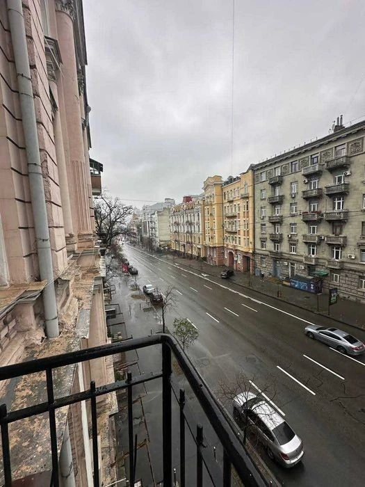 Центр, квартира 2х продается в царском доме, фасад, м. Униве